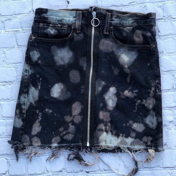 Hand Dyed and Distressed Levi’s Denim Skirt - Picture 1 of 2